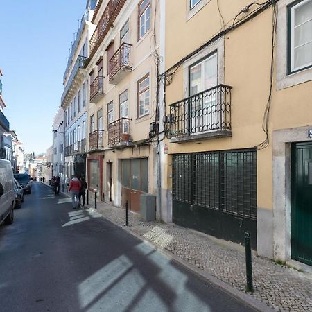 Rato Cozy 3Br W/Balcony - By Lu Holidays Appartement Lissabon Buitenkant foto