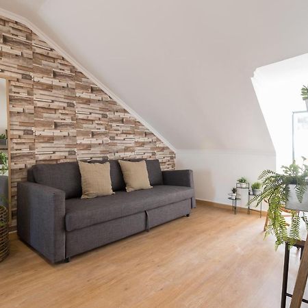 Rato Cozy 3Br W/Balcony - By Lu Holidays Appartement Lissabon Buitenkant foto