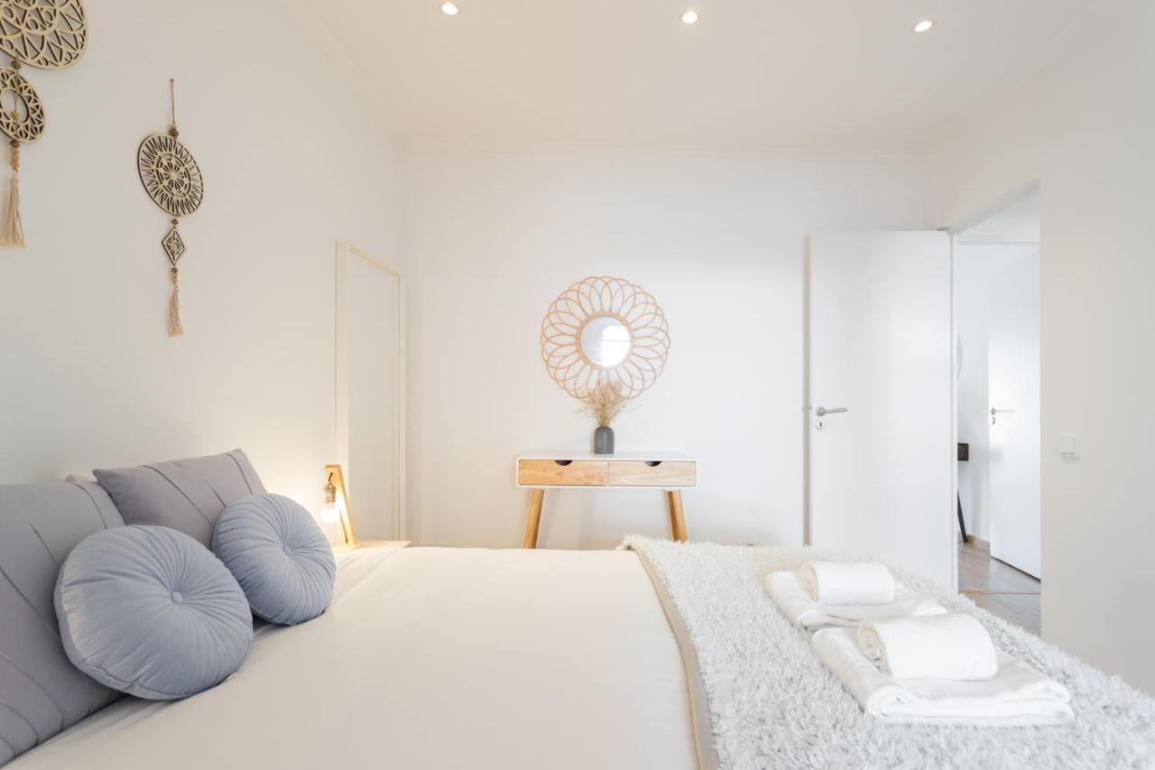 Rato Cozy 3Br W/Balcony - By Lu Holidays Appartement Lissabon Buitenkant foto