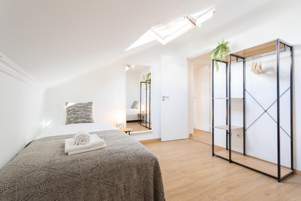 Rato Cozy 3Br W/Balcony - By Lu Holidays Appartement Lissabon Buitenkant foto