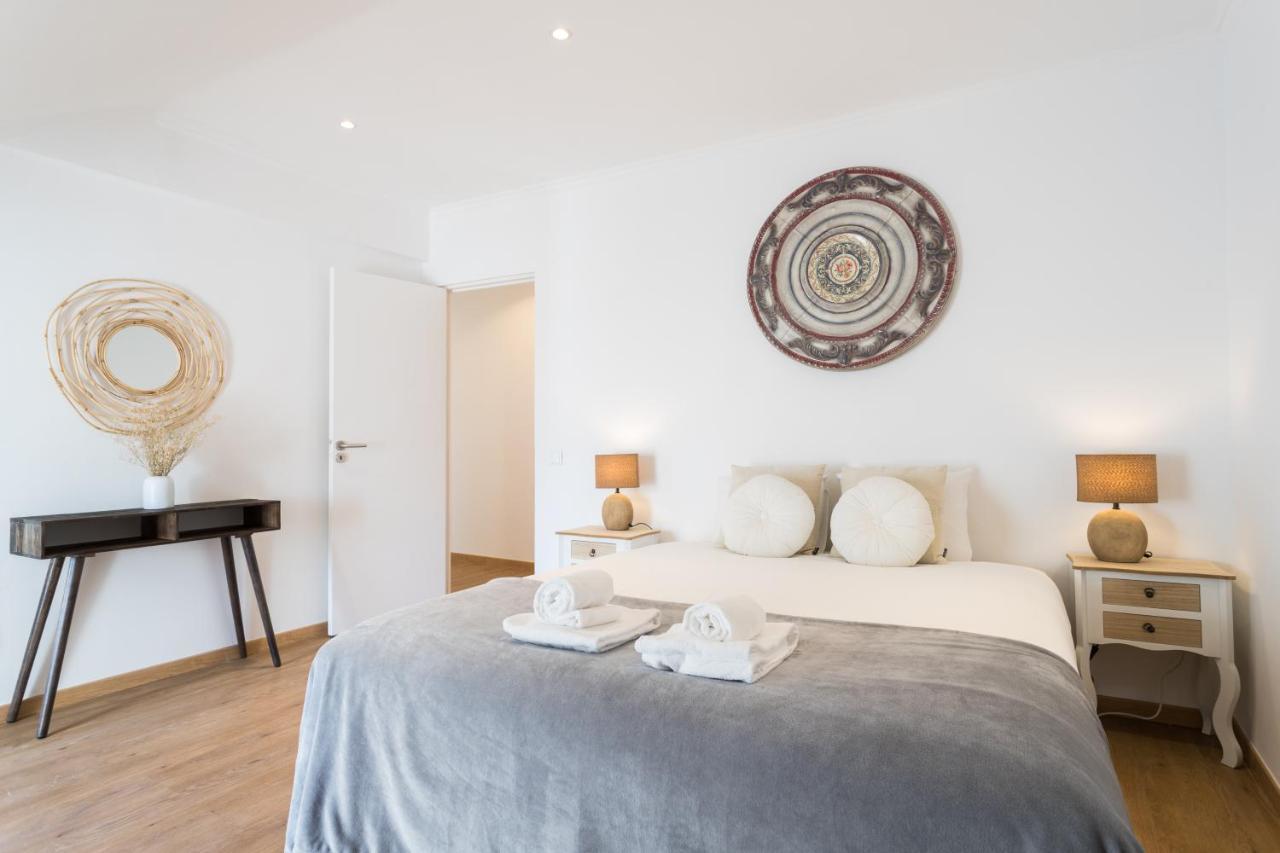 Rato Cozy 3Br W/Balcony - By Lu Holidays Appartement Lissabon Buitenkant foto